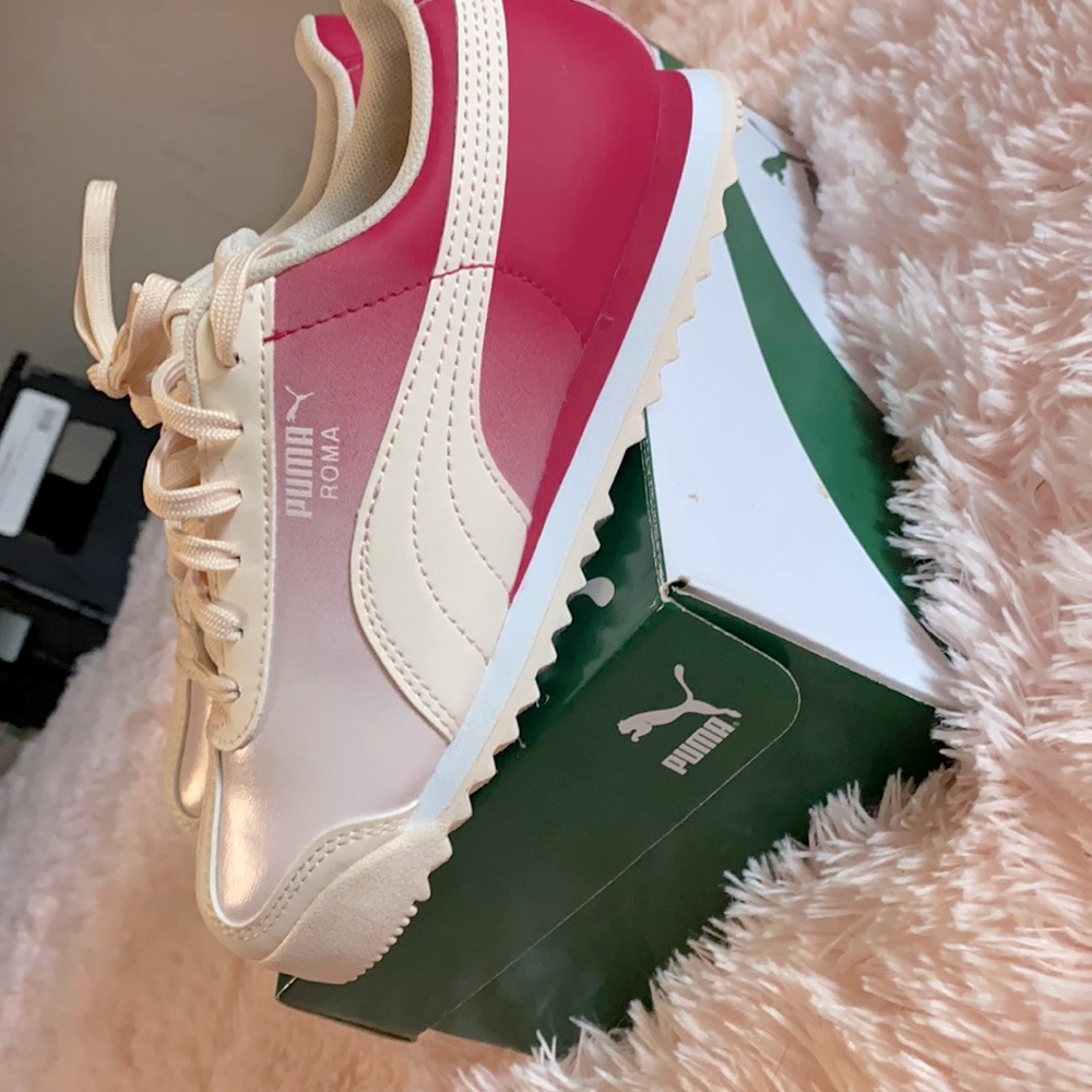 Little girls brand new pumas